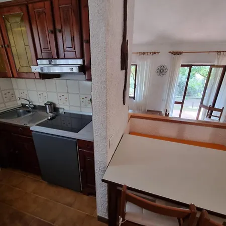 Casa Brezza Con Wi-fi E Aria Condizionata 펜션